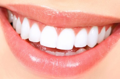Как отбелить тетрациклиновые зубы: виниры и отбеливание