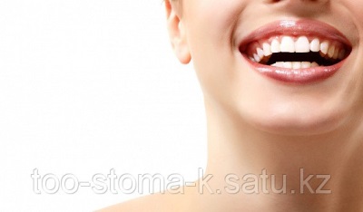 Отбеливание зубов активированным углем доступно каждому!